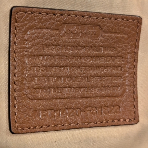 Coach Brown Pebble Leather Zip Top Park Hobo Shoulder Bag - Picture 5 of 11